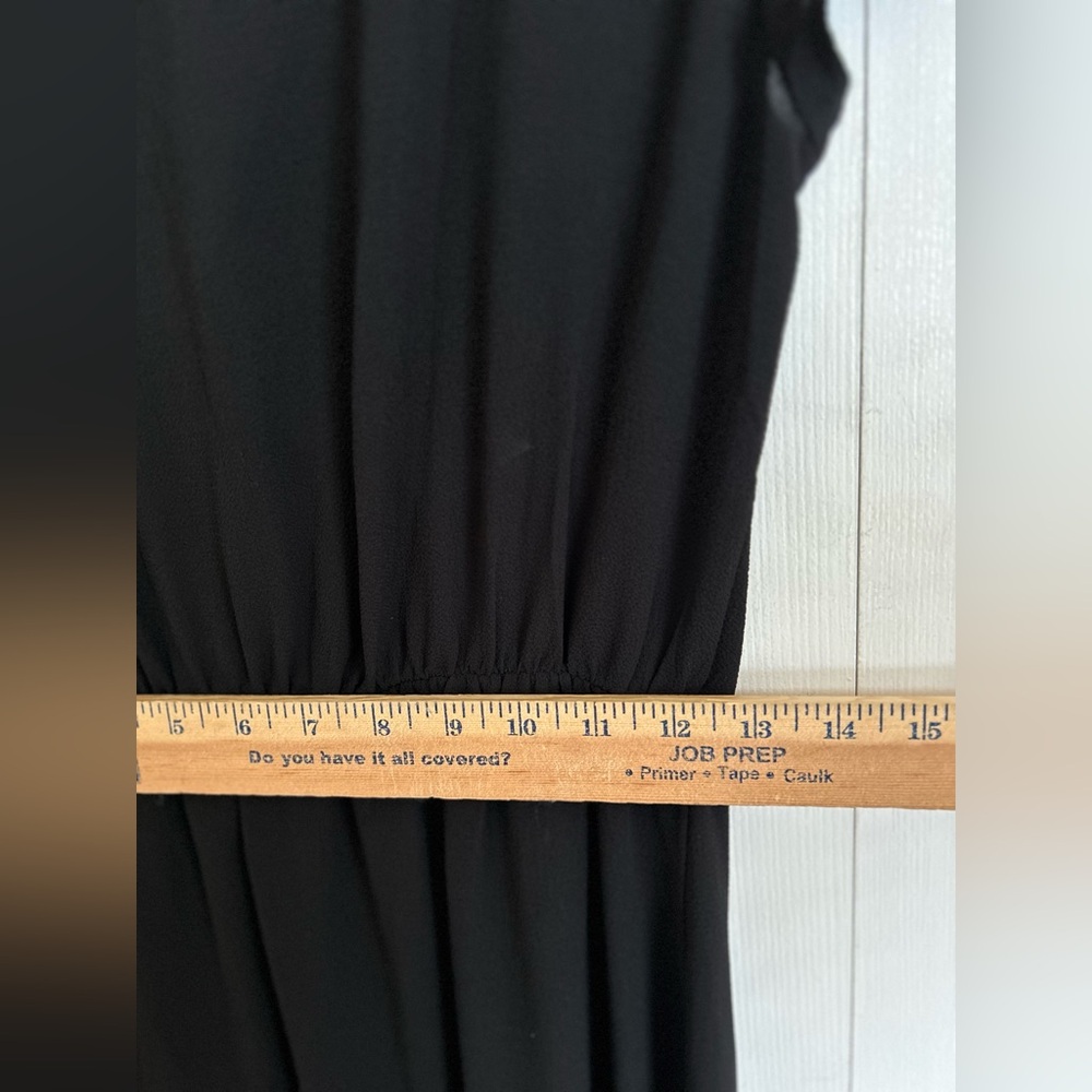 ❤️ 3/$15❤️
H&M crepe ankle length dress - Picture 10 of 14